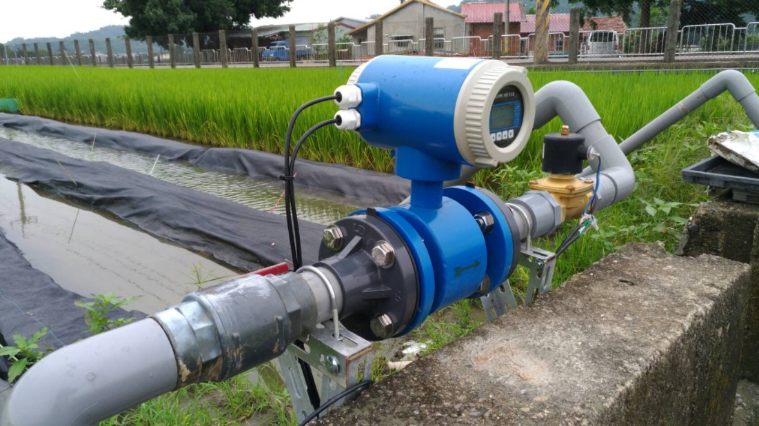 通訊型水錶，即時監測用水狀態與紀錄灌溉水量